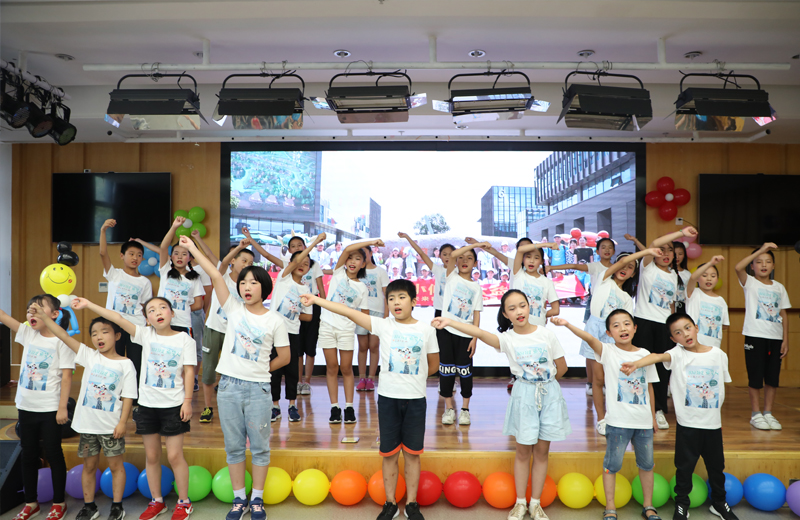 2019年8月17日，中天二建“yl23455都是追梦人”小候鸟公益夏令营圆满落幕。