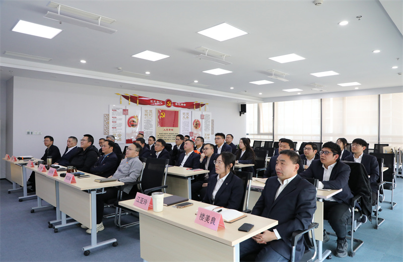 2025年2月27日，江苏公司在南京召开2025年第一次营销工作会议暨营销专员培训会。